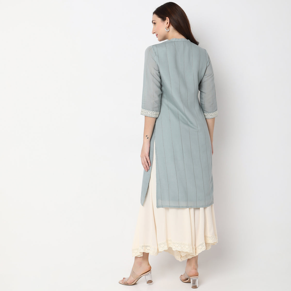 Women Wearing Straight Fit Embroidered Kurta