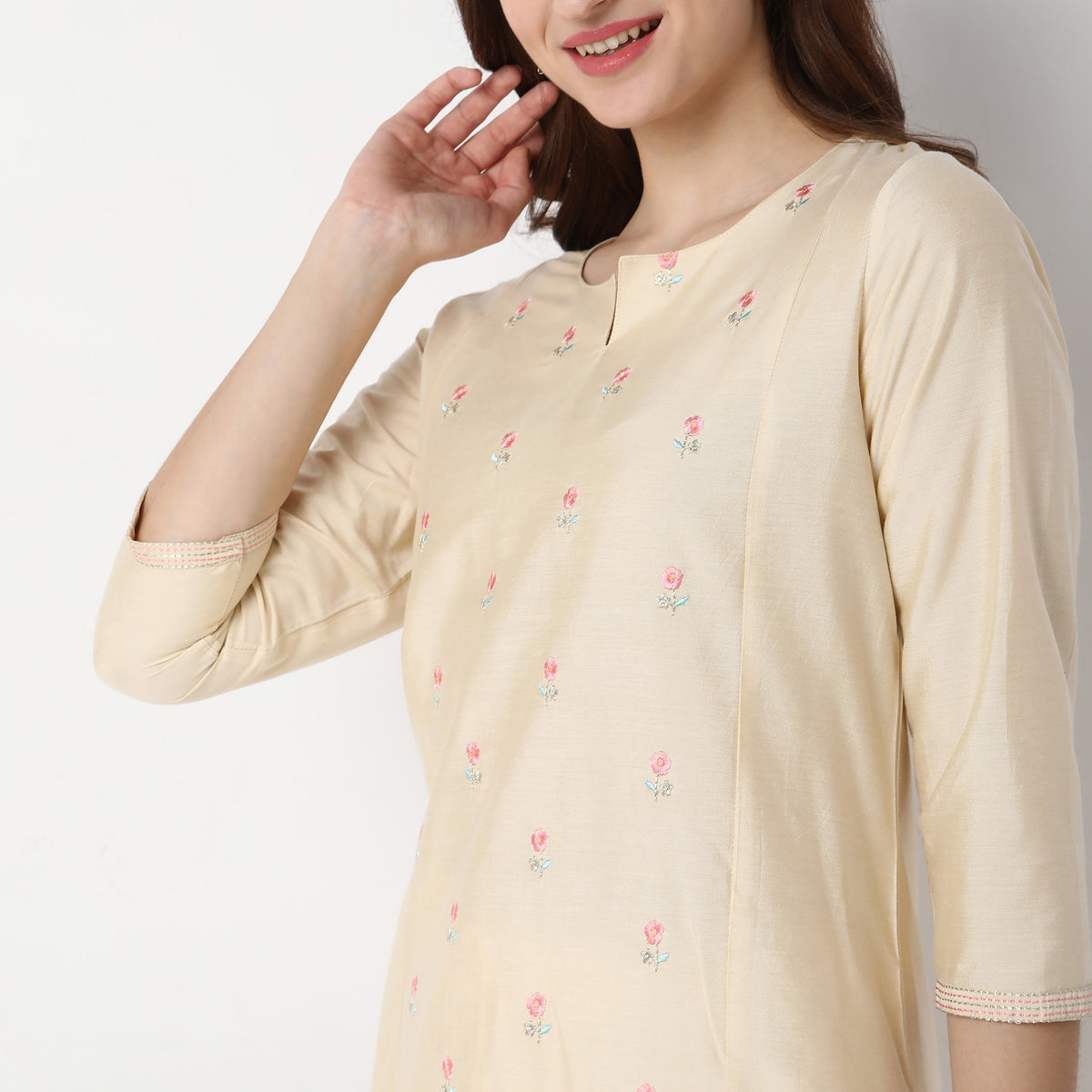 Women Wearing Straight Fit Embroidered Kurta