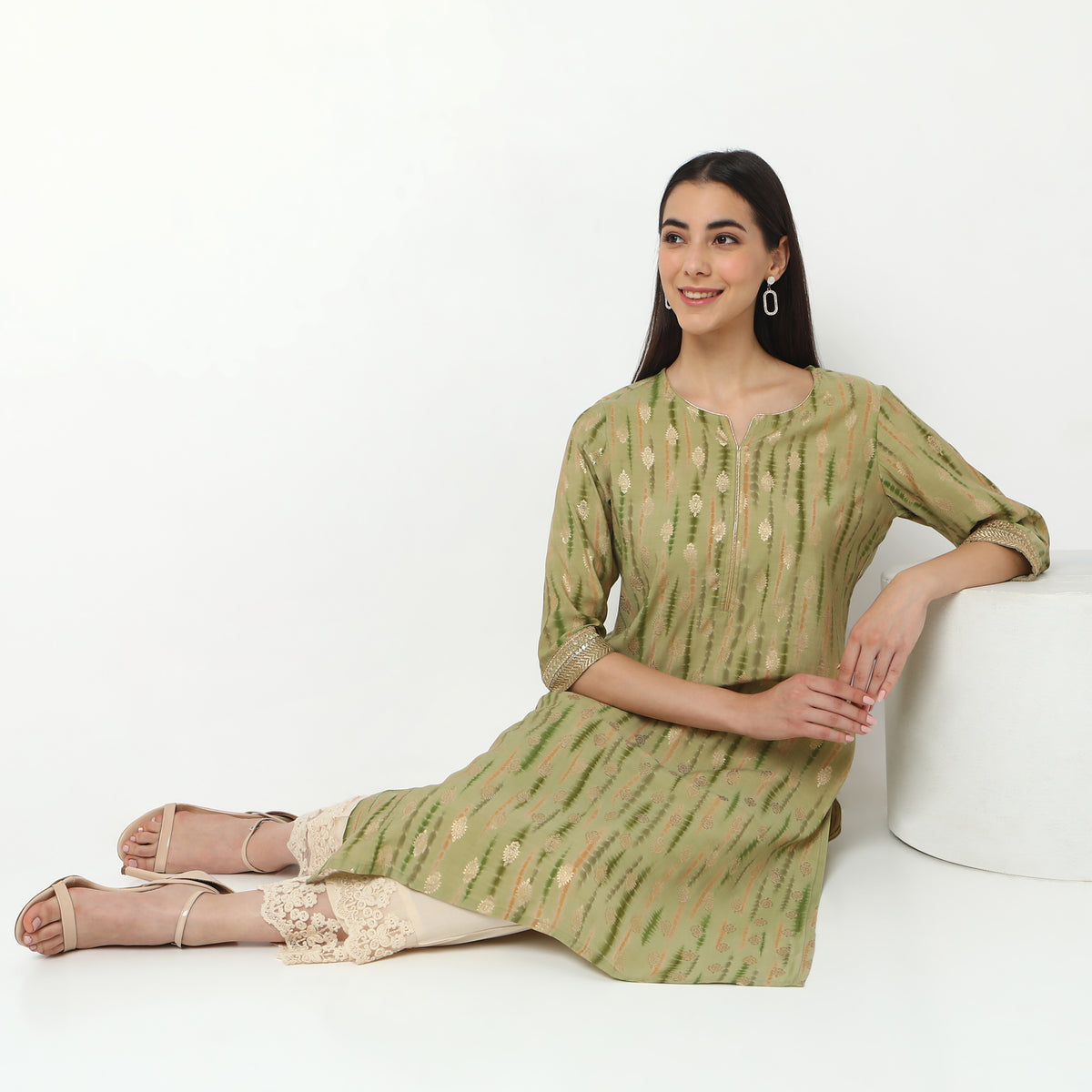 Straight Fit Printed Kurta