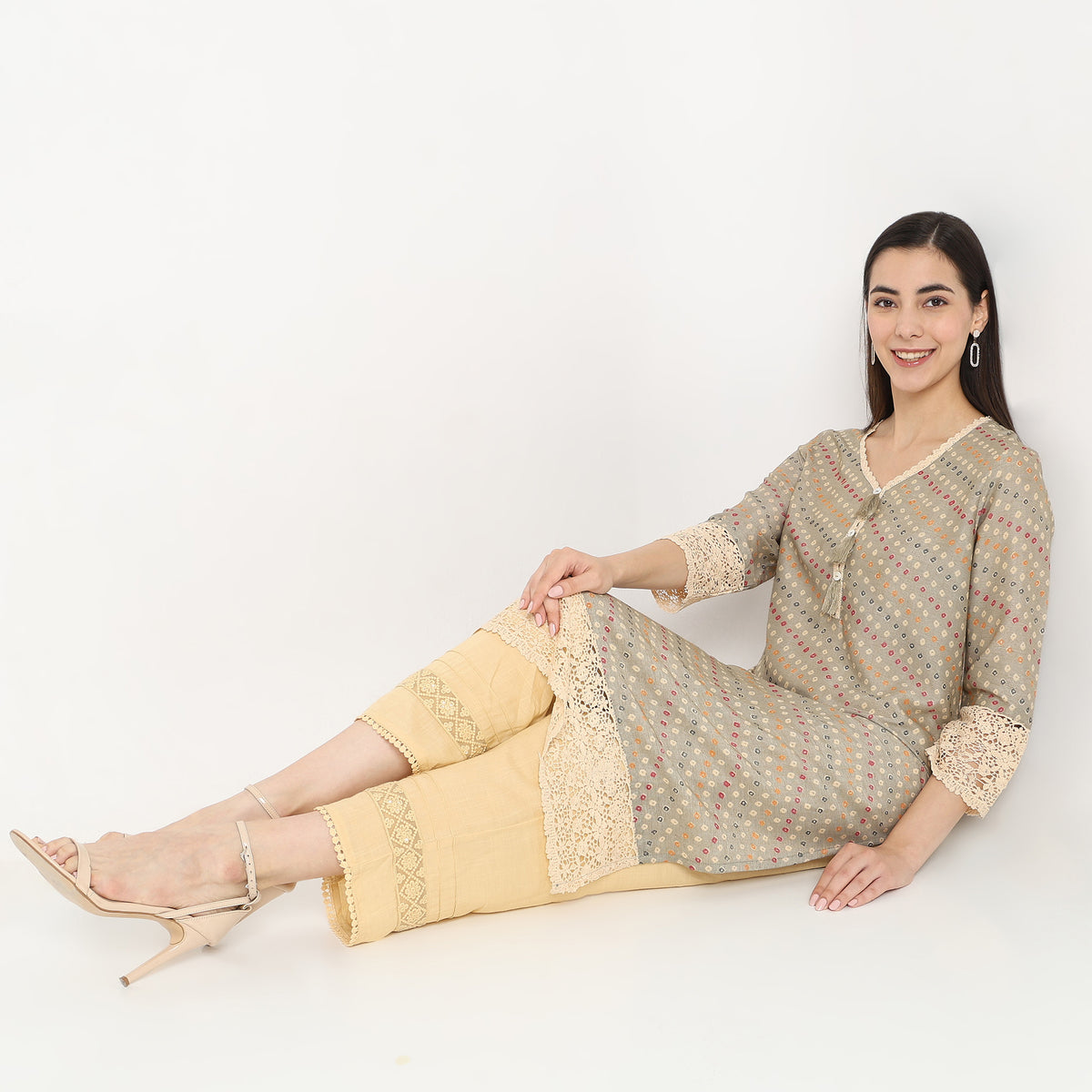 Straight Fit Printed Kurta