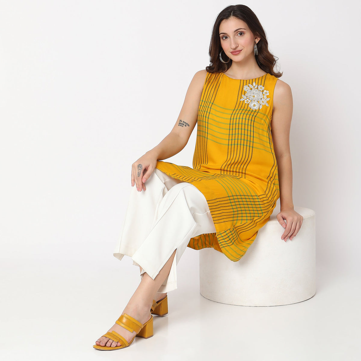 Women Wearing Regular Fit Checkered Kurta