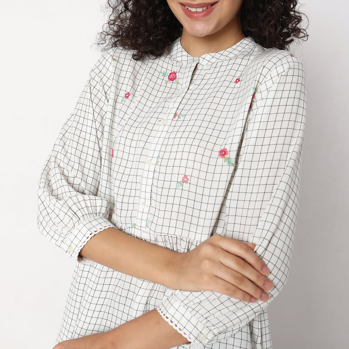 Women Wearing Regular Fit Checkered Short Kurta