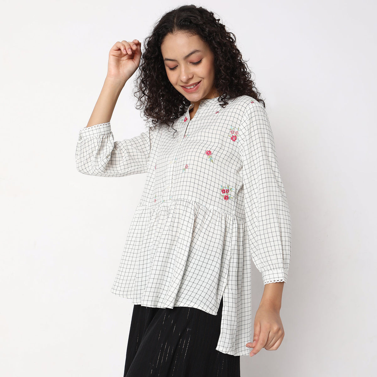 Women Wearing Regular Fit Checkered Short Kurta