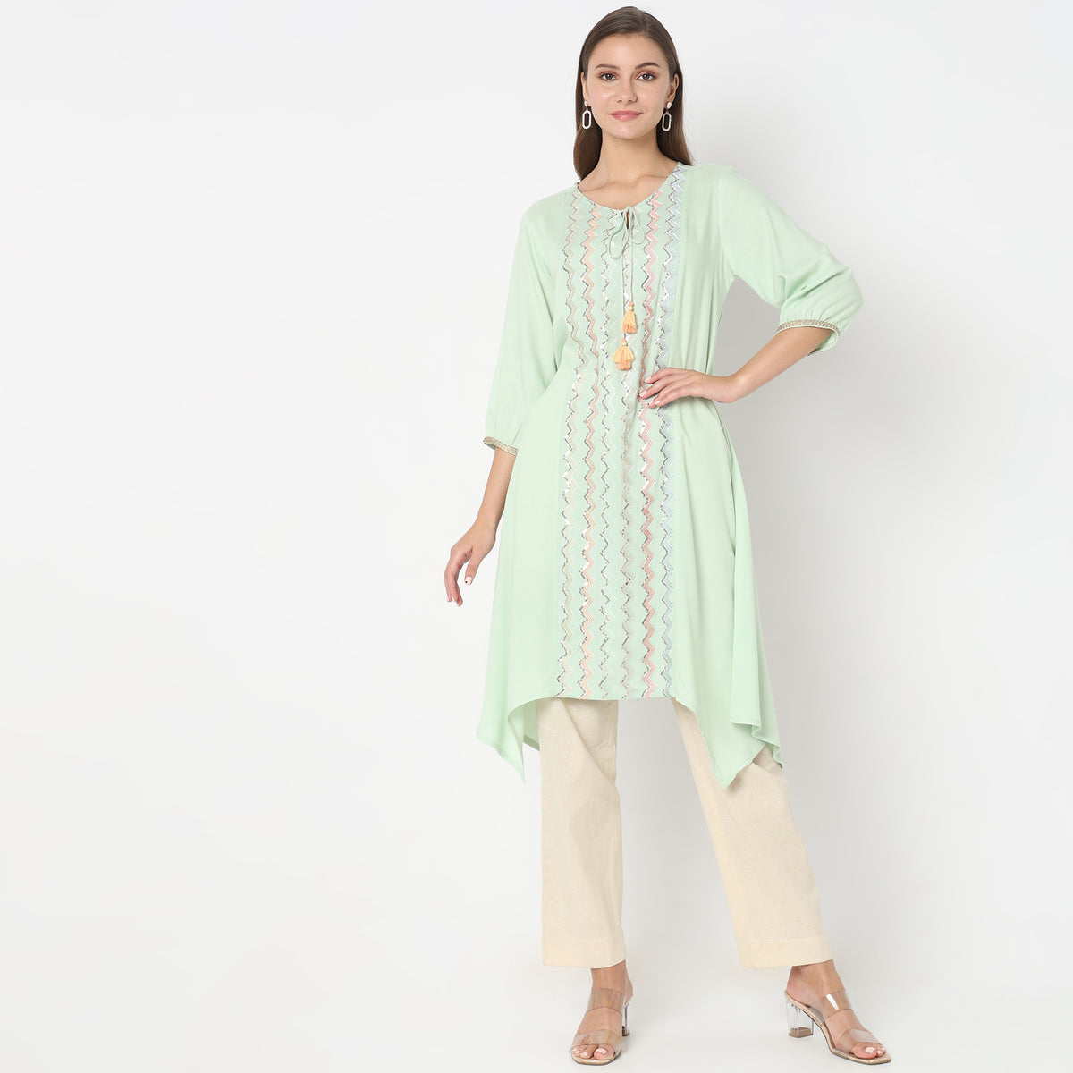 Regular Fit Embellished Kurta