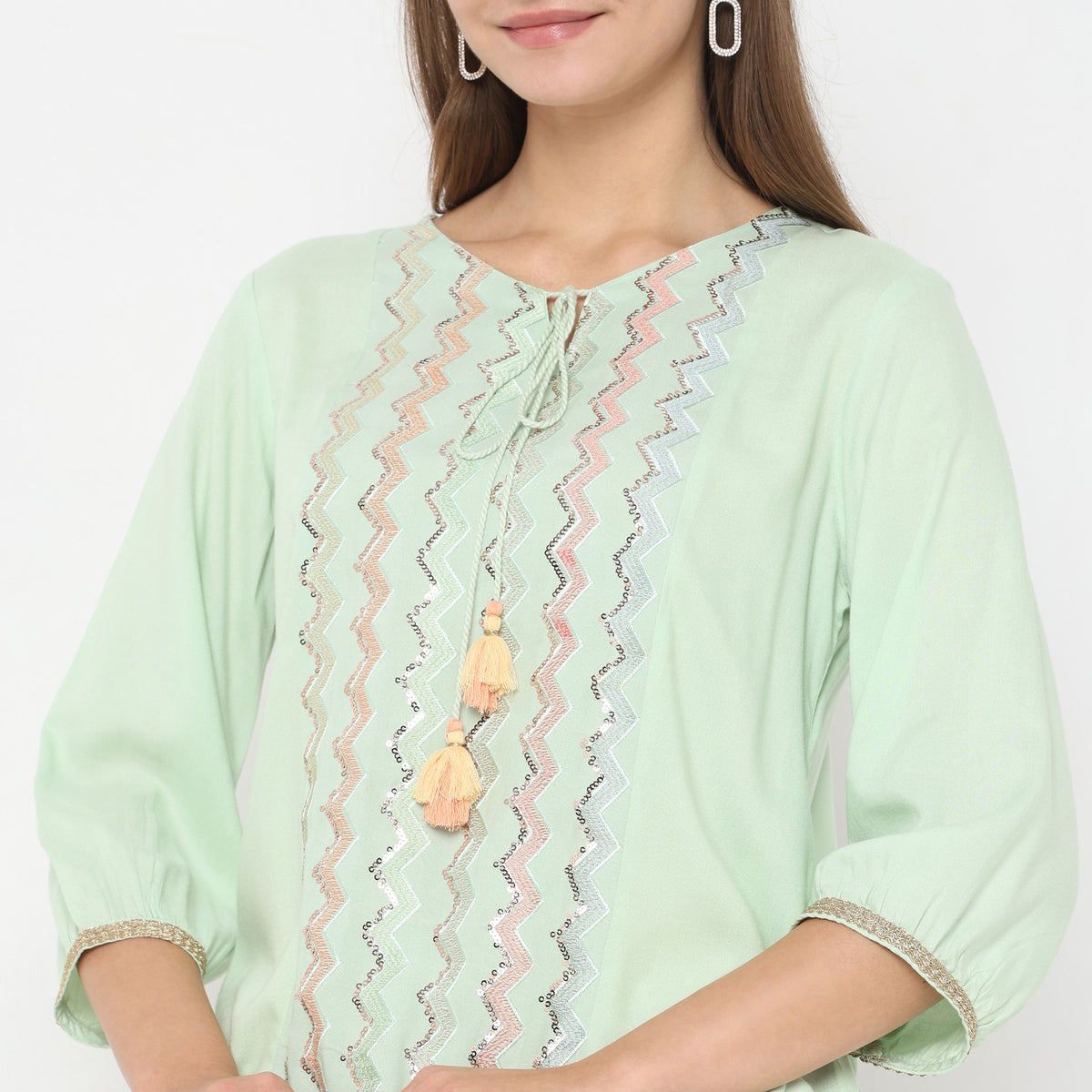 Regular Fit Embellished Kurta