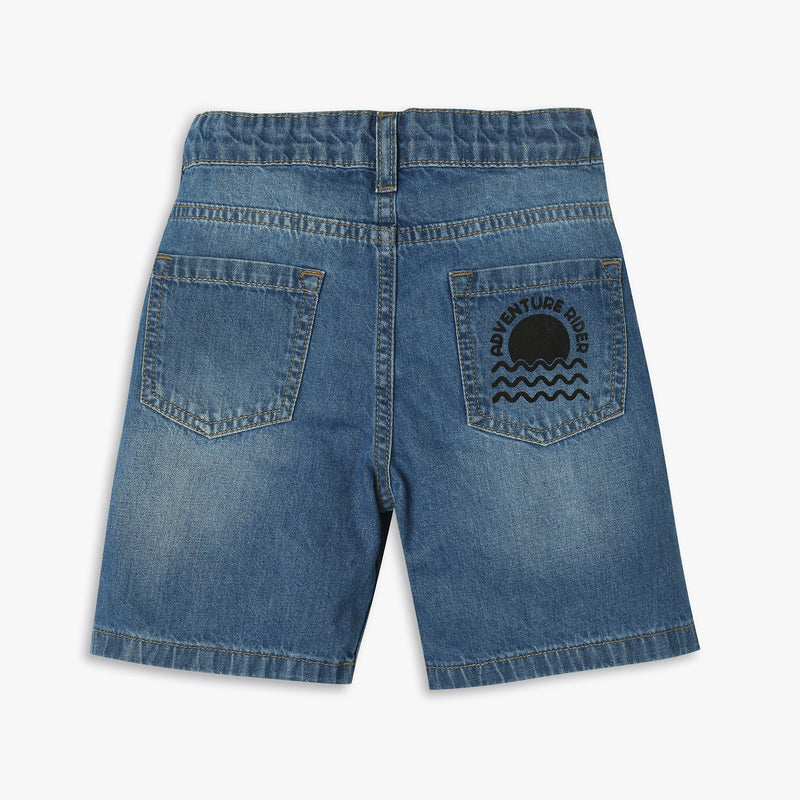 Boys Regular Fit Embellished Mid Rise Shorts