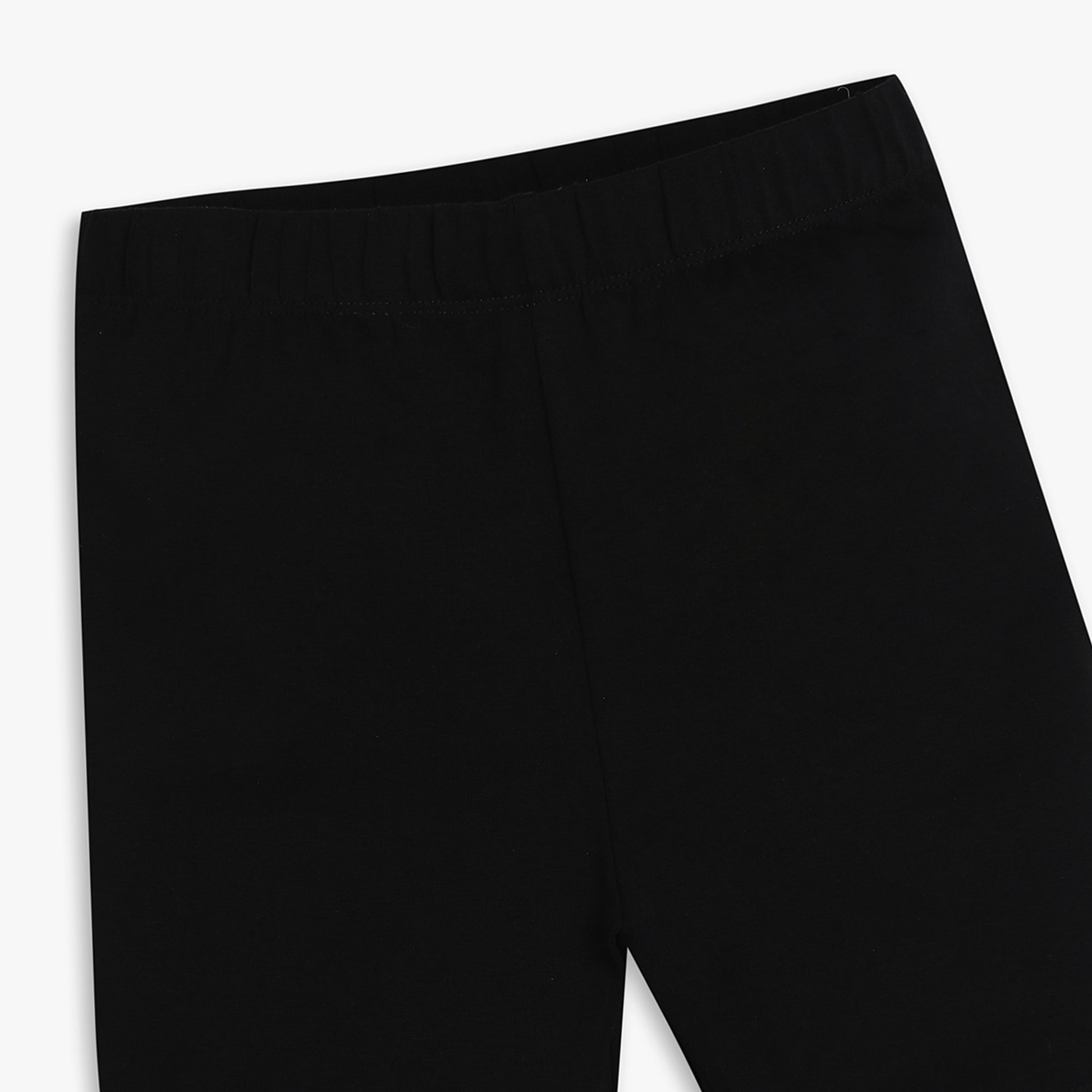 Girls Regular Fit Solid Mid Rise Shorts