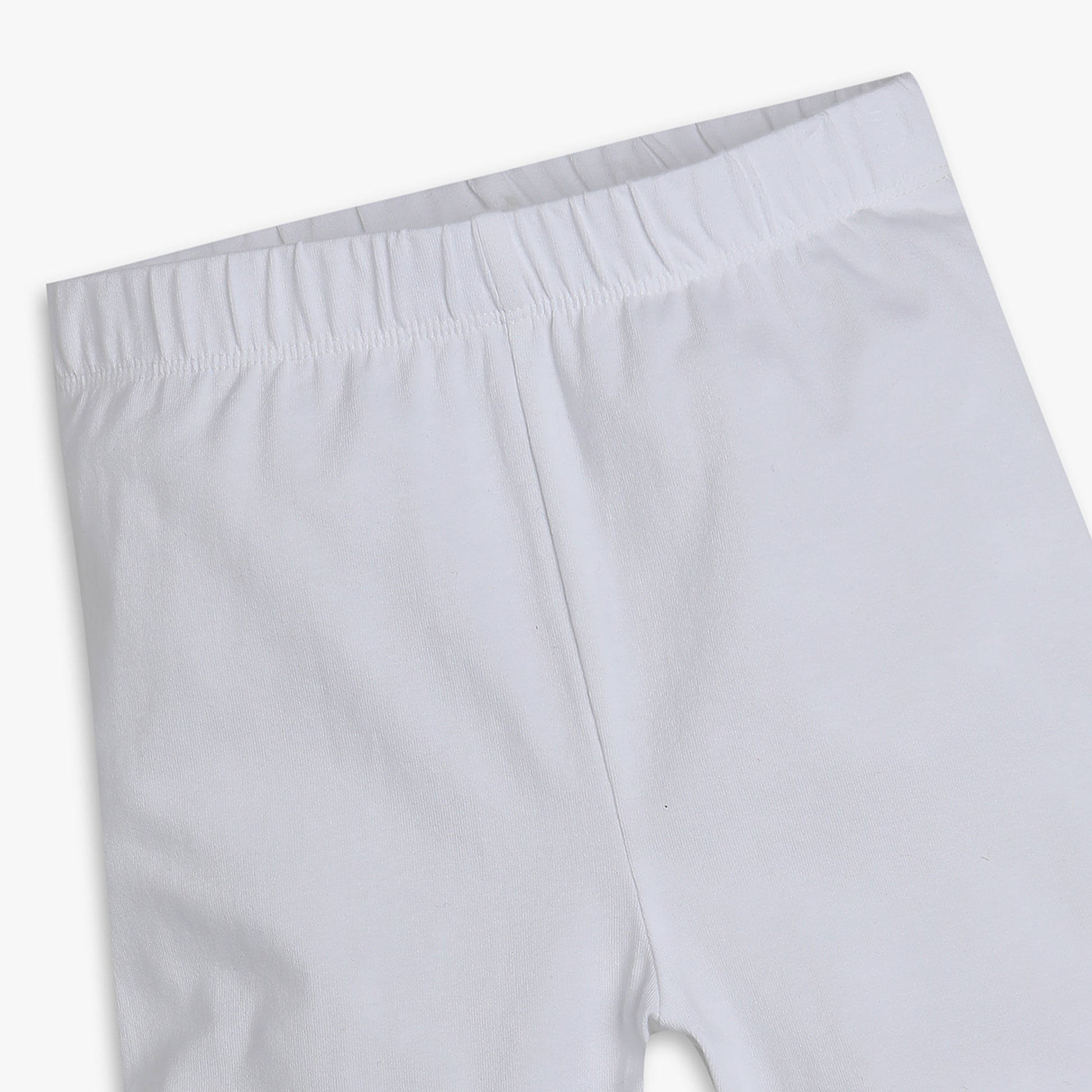 Girls Regular Fit Solid Mid Rise Shorts