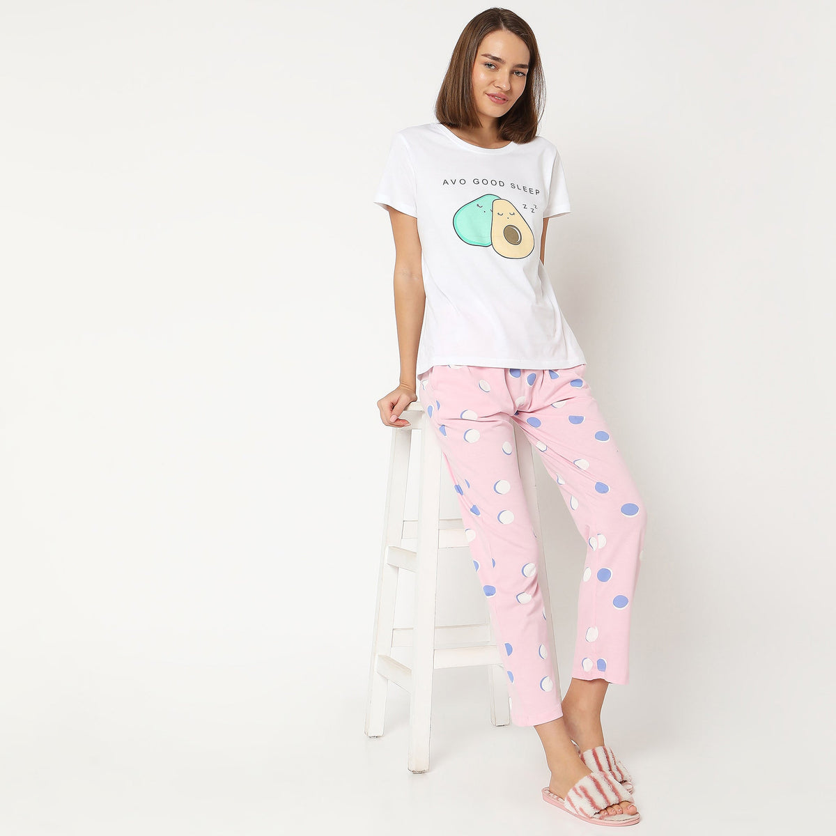 Women Wearing Regular Fit Printed Mid Rise Pyjama