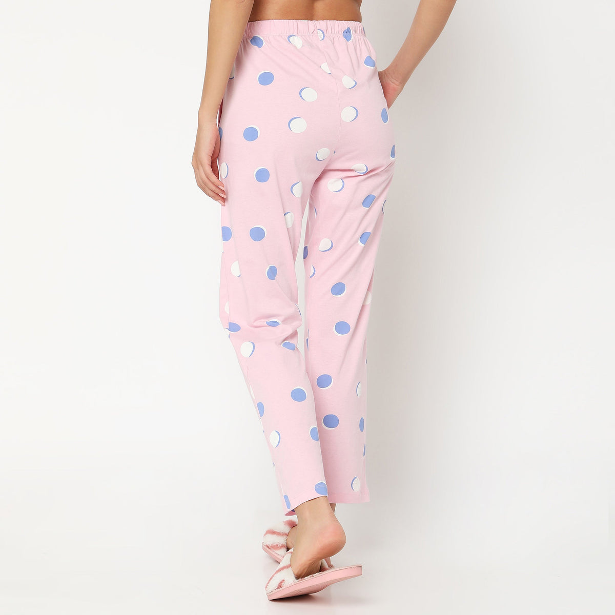 Women Wearing Regular Fit Printed Mid Rise Pyjama