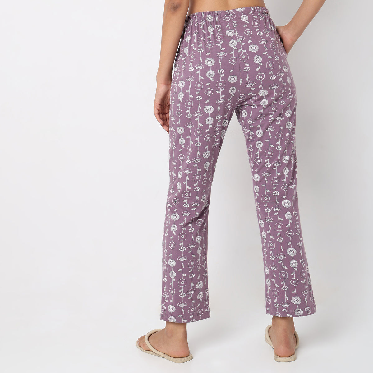 Regular Fit Printed Mid Rise Pyjamas