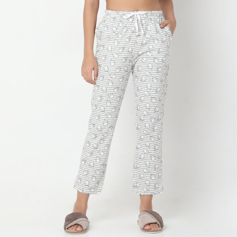 Regular Fit Animal Printed Mid Rise Pyjamas