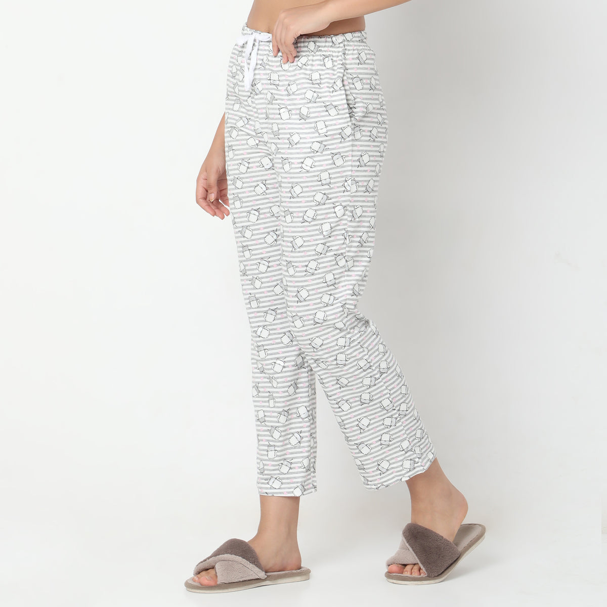 Regular Fit Animal Printed Mid Rise Pyjamas