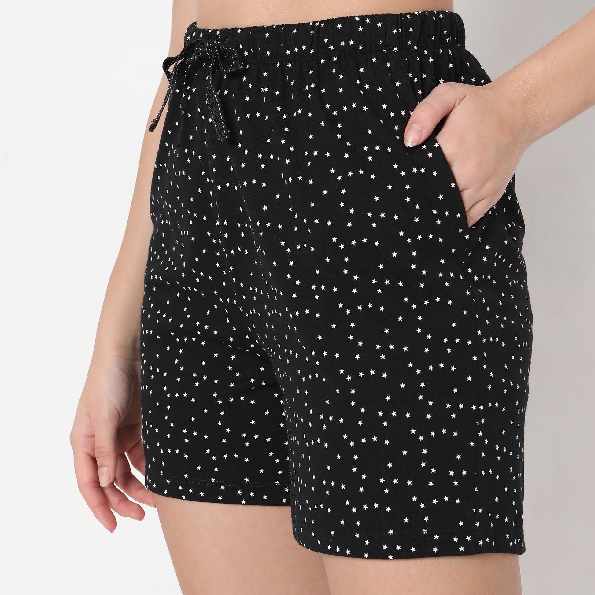 Regular Fit Printed Mid Rise Shorts