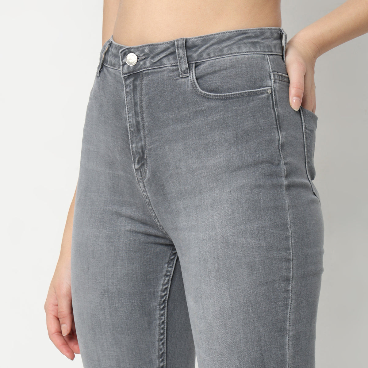 Skinny Fit Solid High Rise Jeans