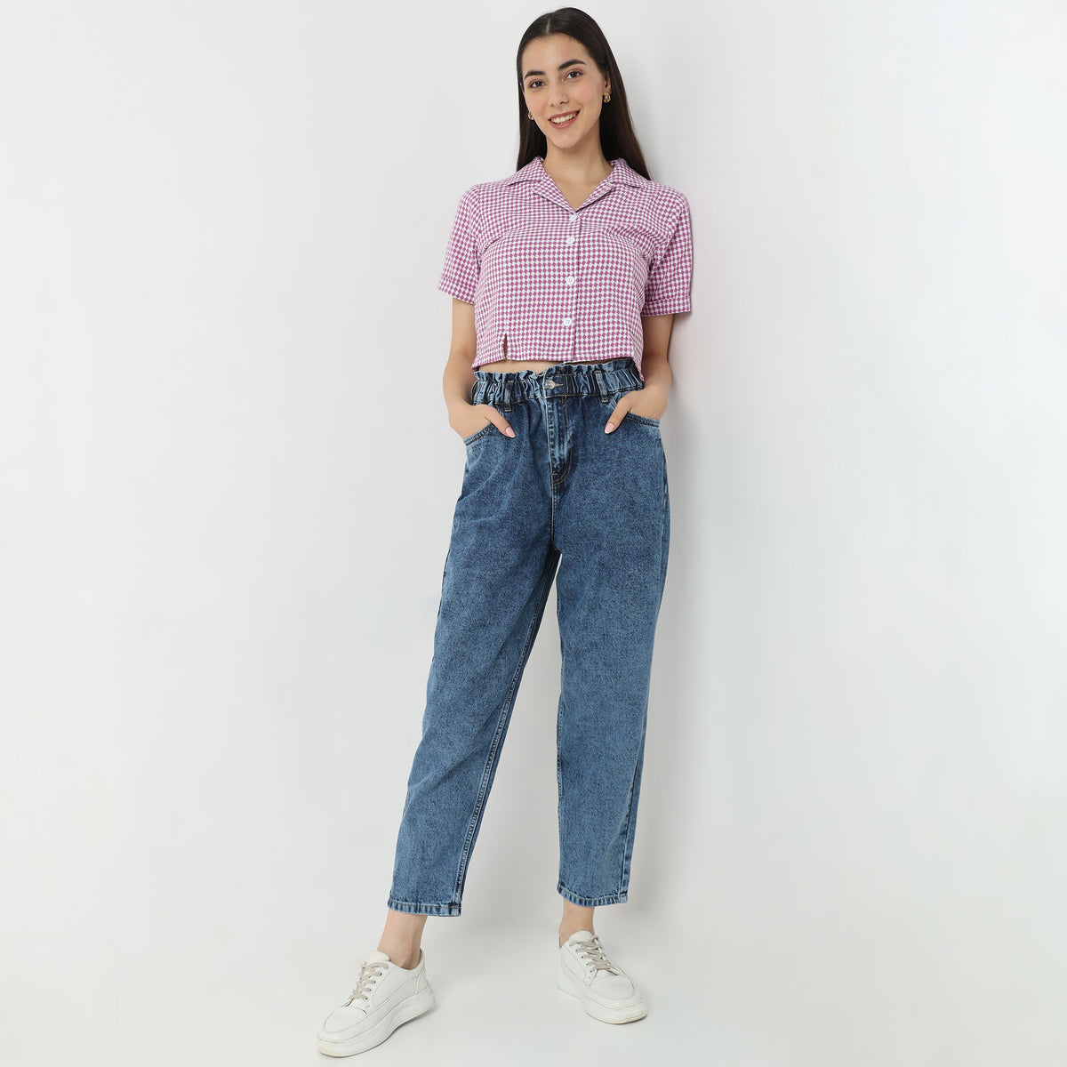 Slouch Fit Solid High Rise Jeans