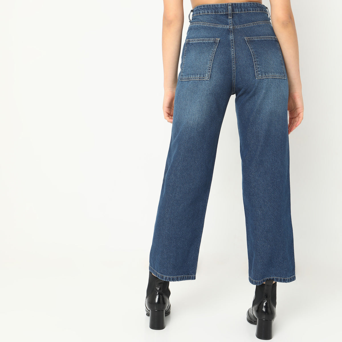 Straight Fit Solid High Rise Jeans