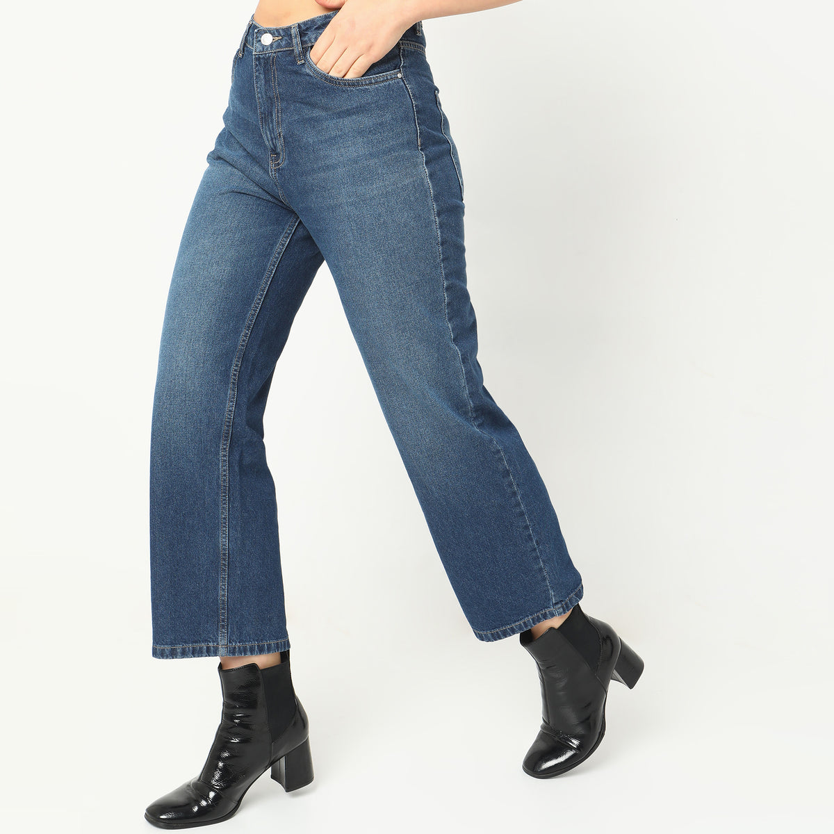 Straight Fit Solid High Rise Jeans