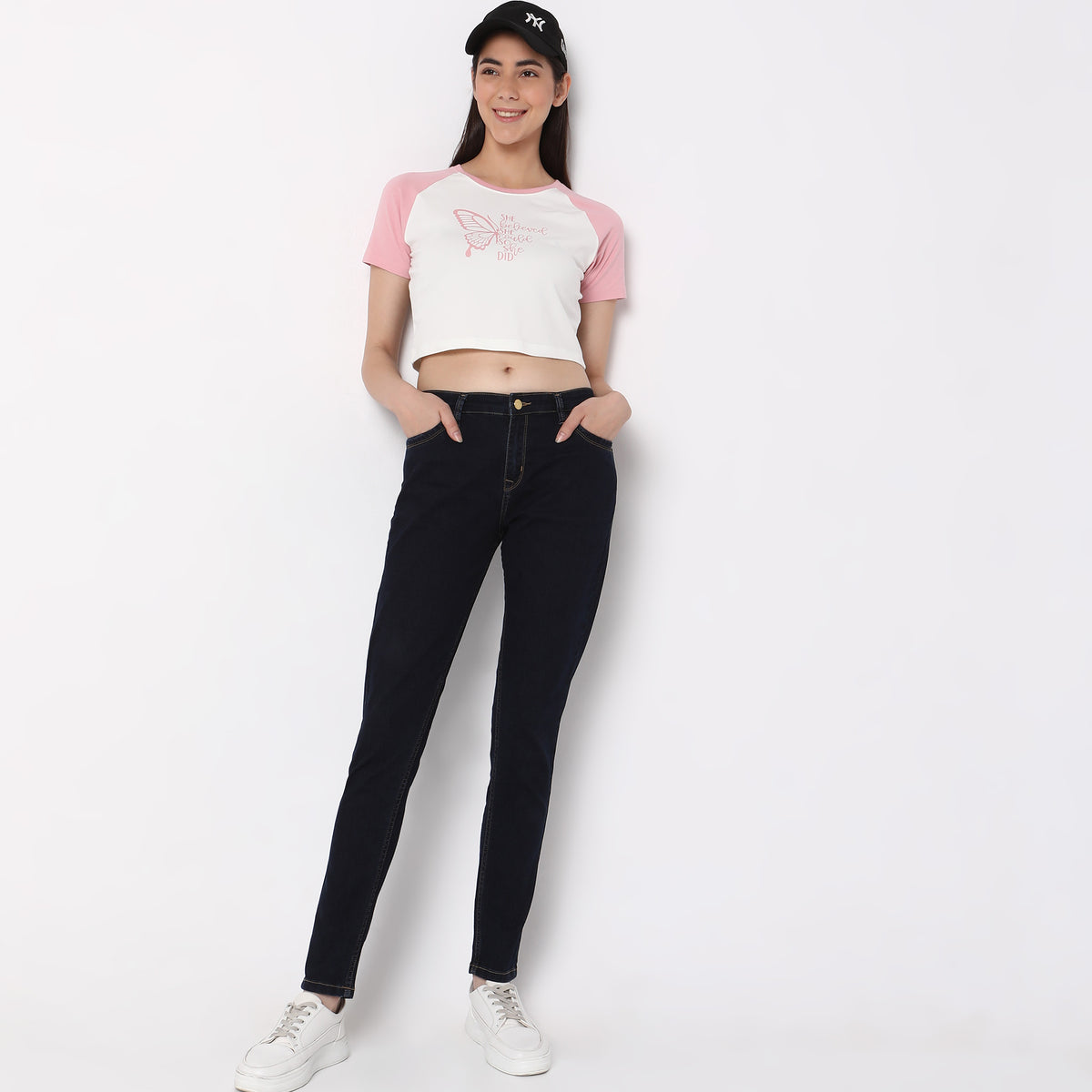 Skinny Fit Solid Mid Rise Jeans