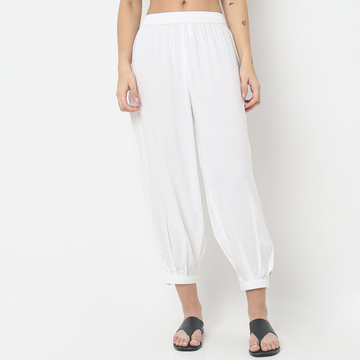 Relaxed Fit Solid High Rise Pants