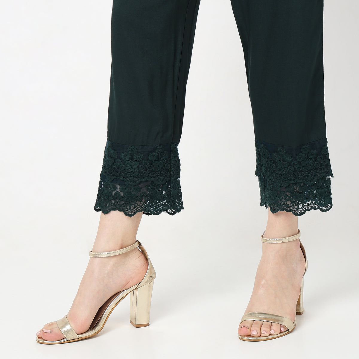 Straight Fit Solid Mid Rise Ethnic Pants