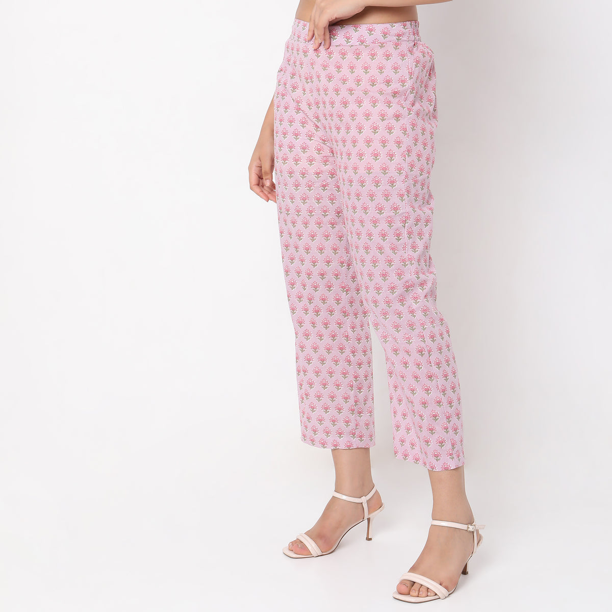 Straight Fit Printed Mid Rise Ethnic Pants