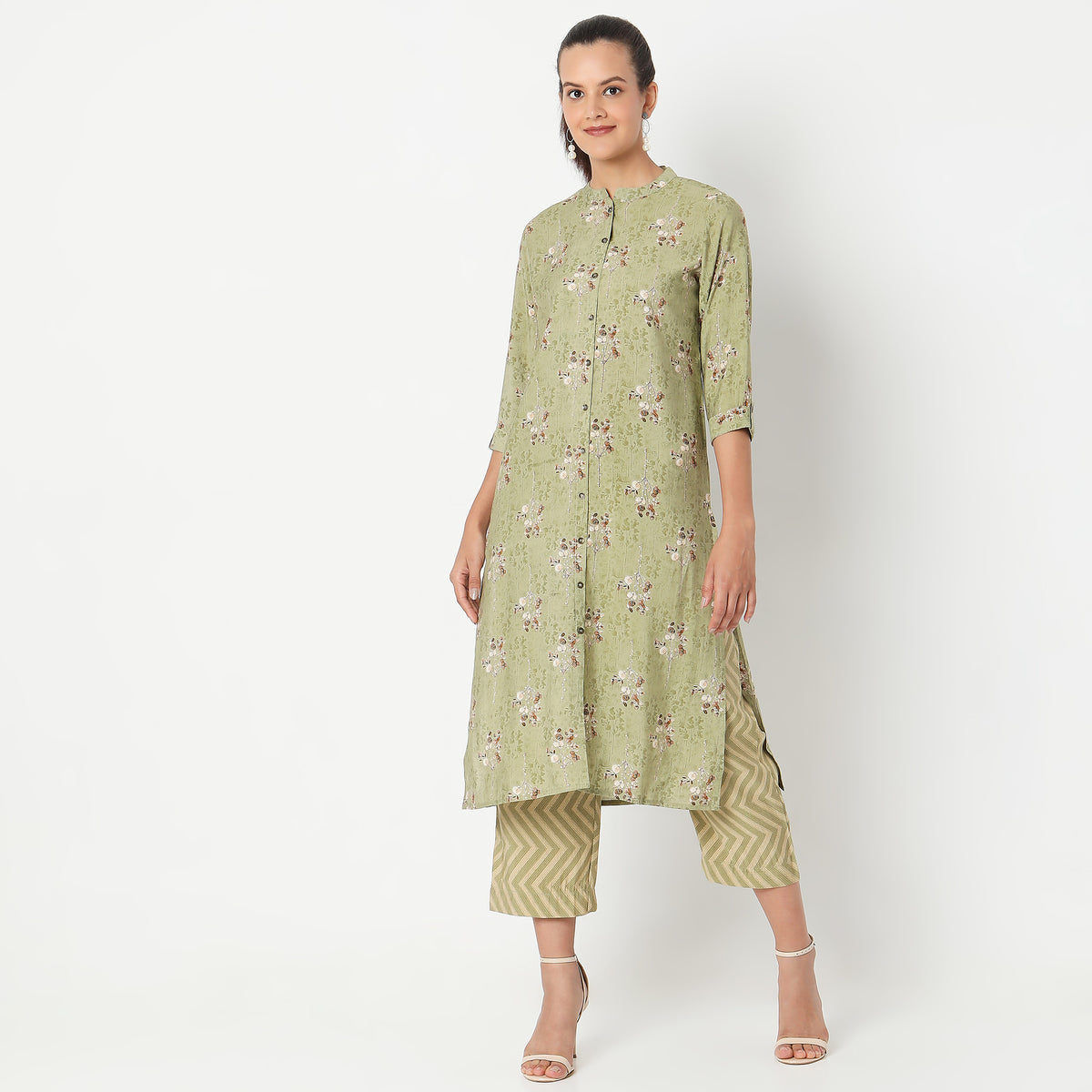 Regular Fit Printed Kurta Sets