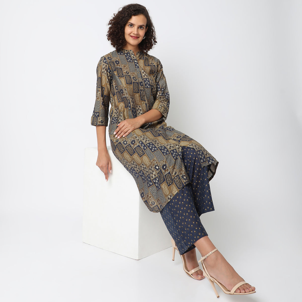 Regular Fit Printed Kurta Sets