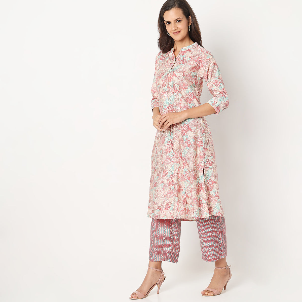 Regular Fit Printed Kurta Sets