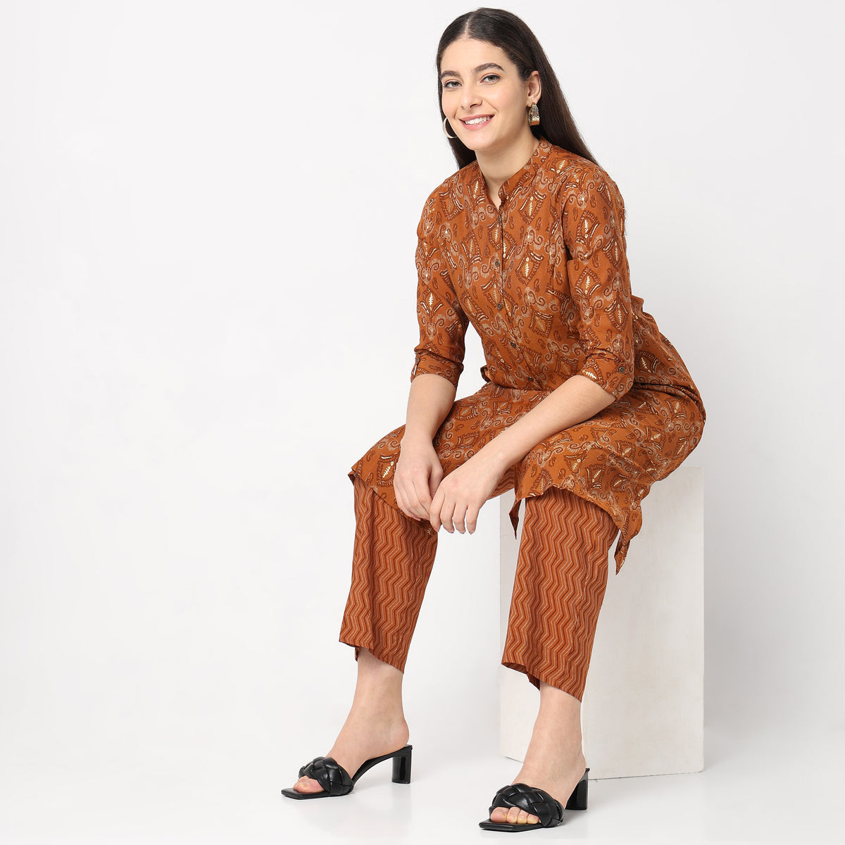 Regular Fit Printed Kurta Set