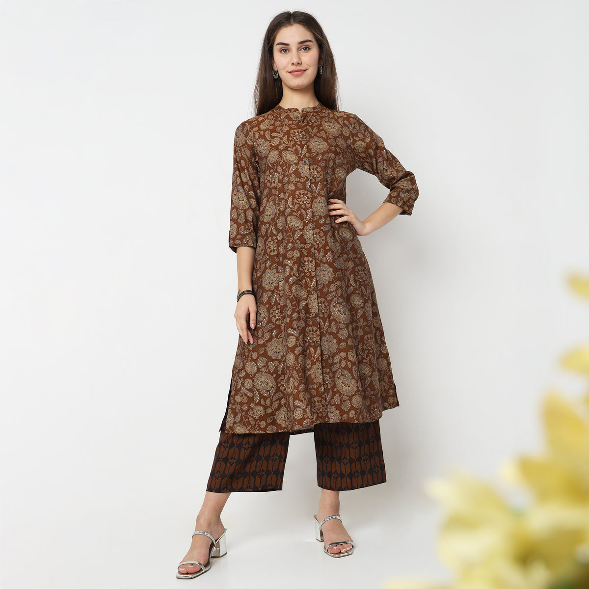 Regular Fit Printed Kurta Sets