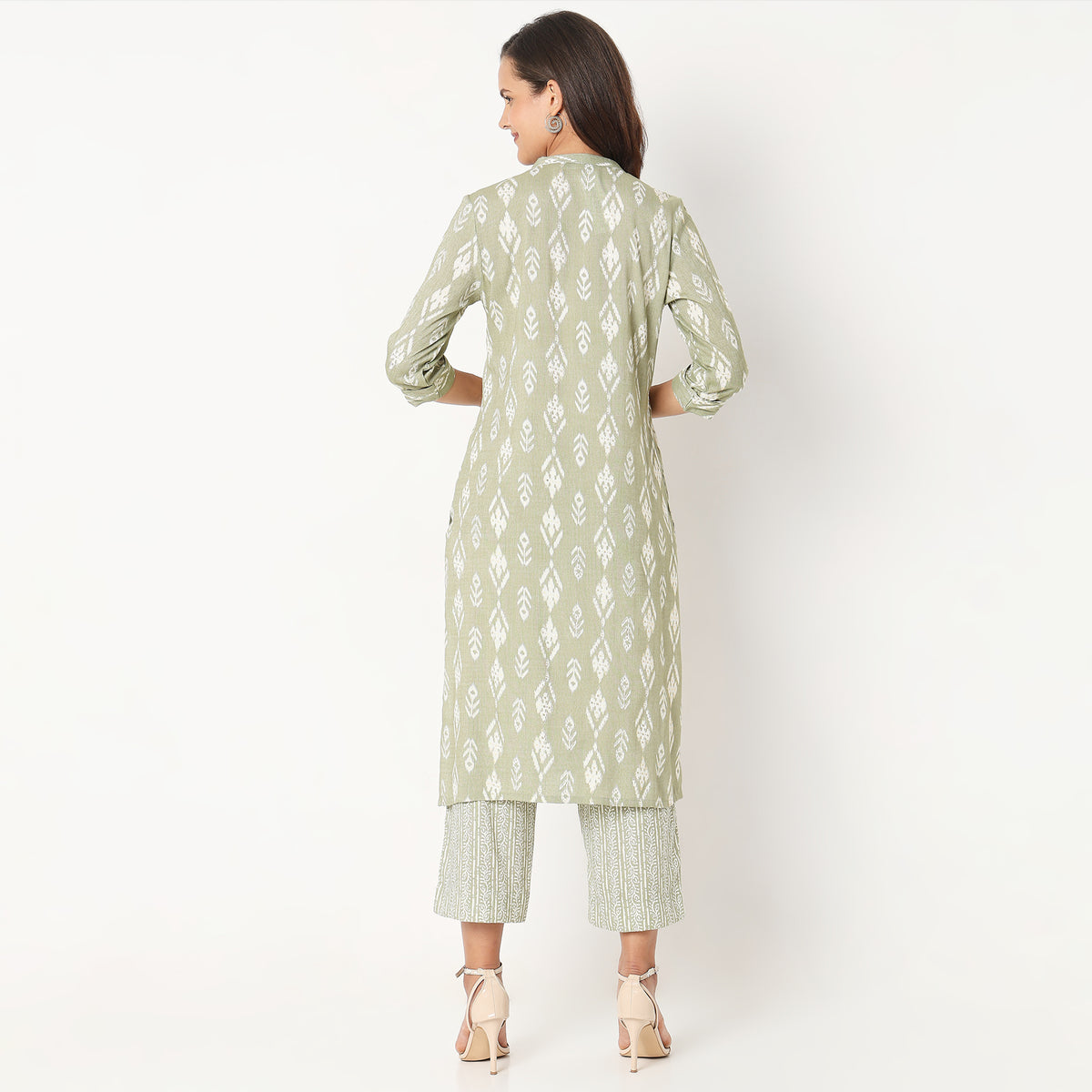 Regular Fit Printed Kurta Sets