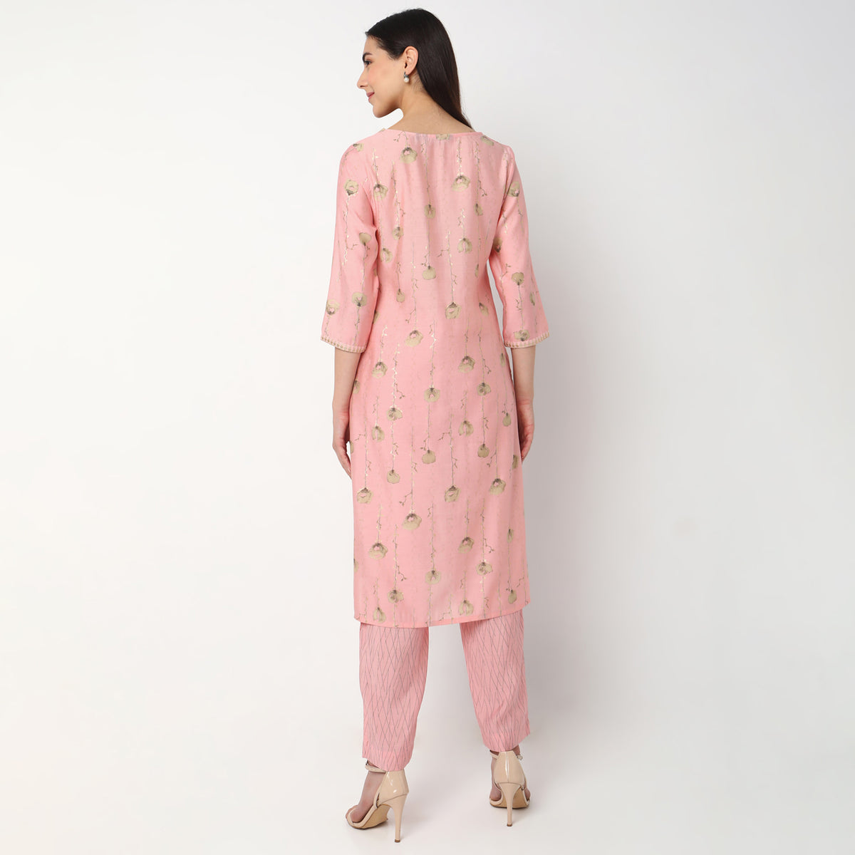 Straight Fit Printed Kurta Set