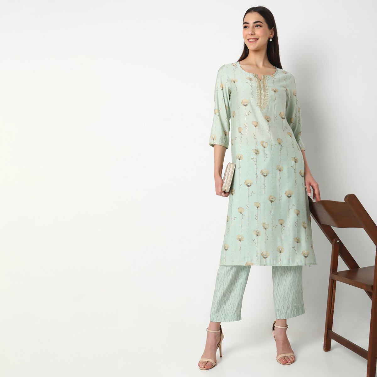 Straight Fit Printed Kurta Set