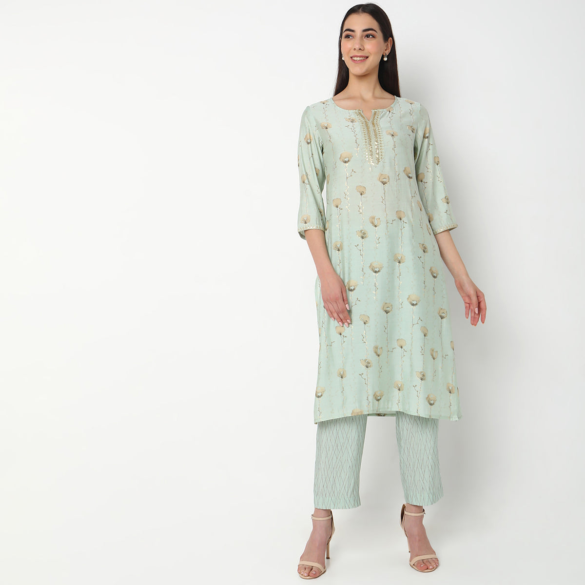 Straight Fit Printed Kurta Set