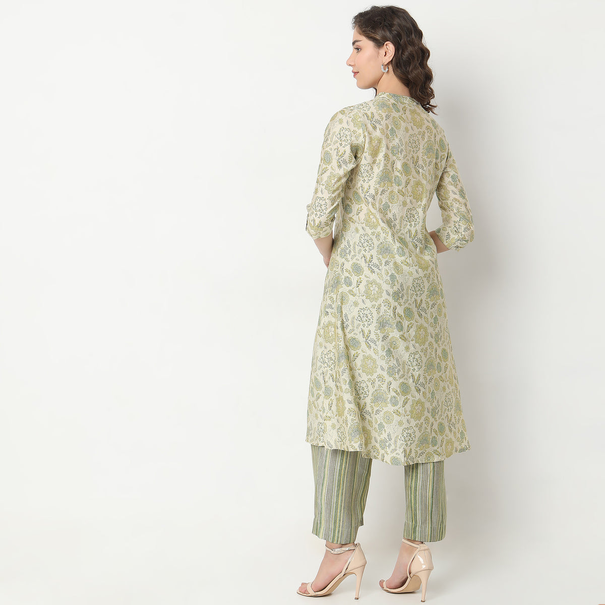 Regular Fit Printed Kurta Sets