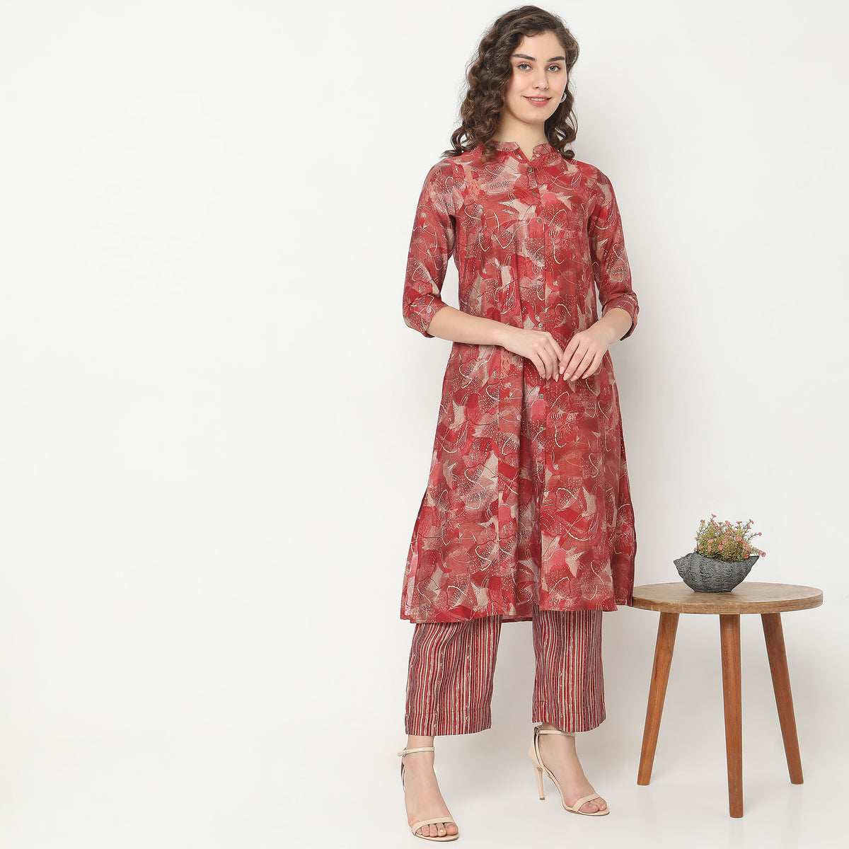 Regular Fit Printed Kurta Sets