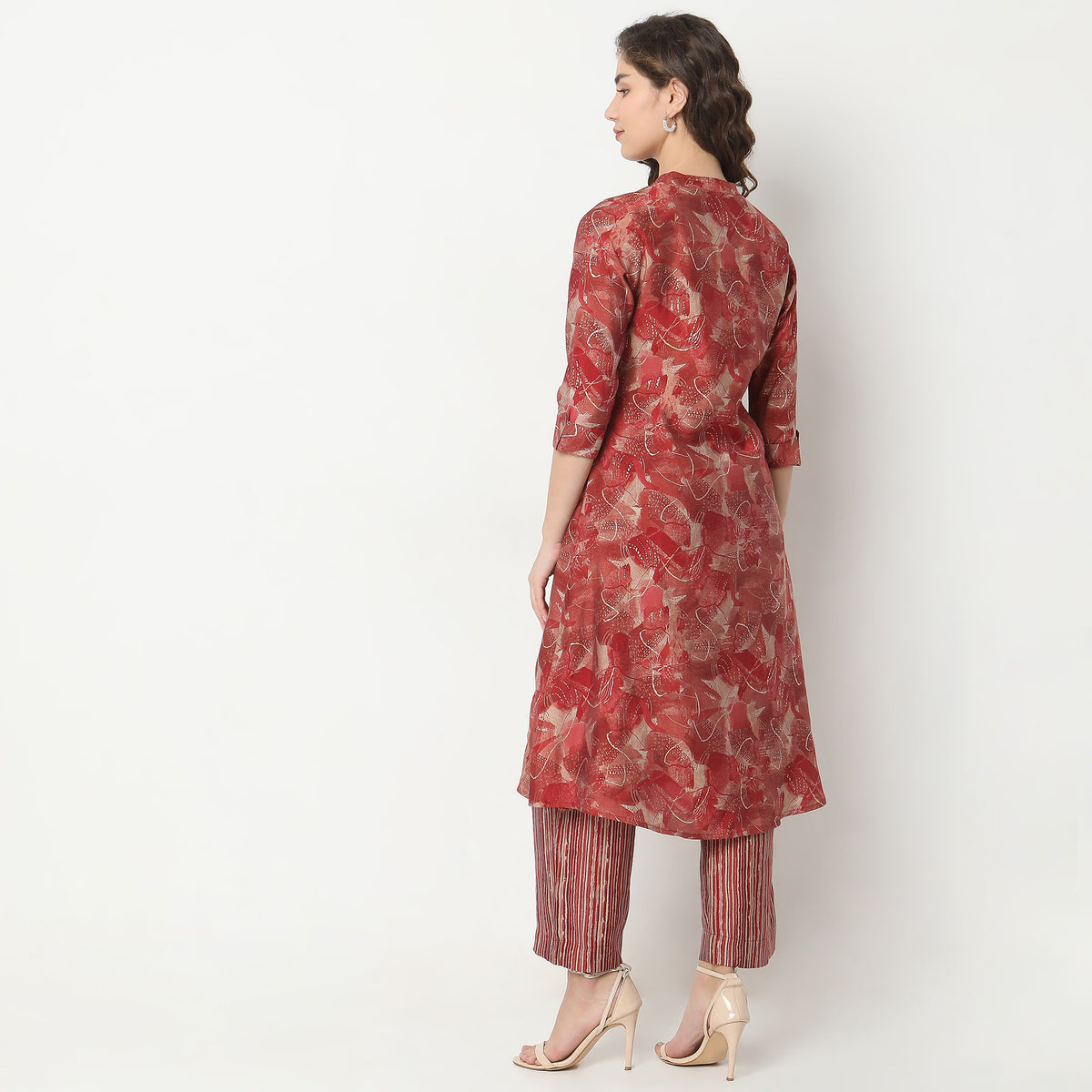 Regular Fit Printed Kurta Sets