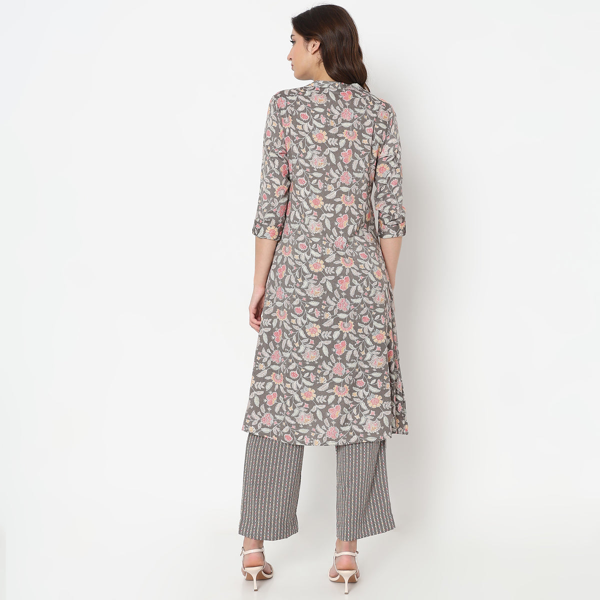 Regular Fit Printed Kurta Sets