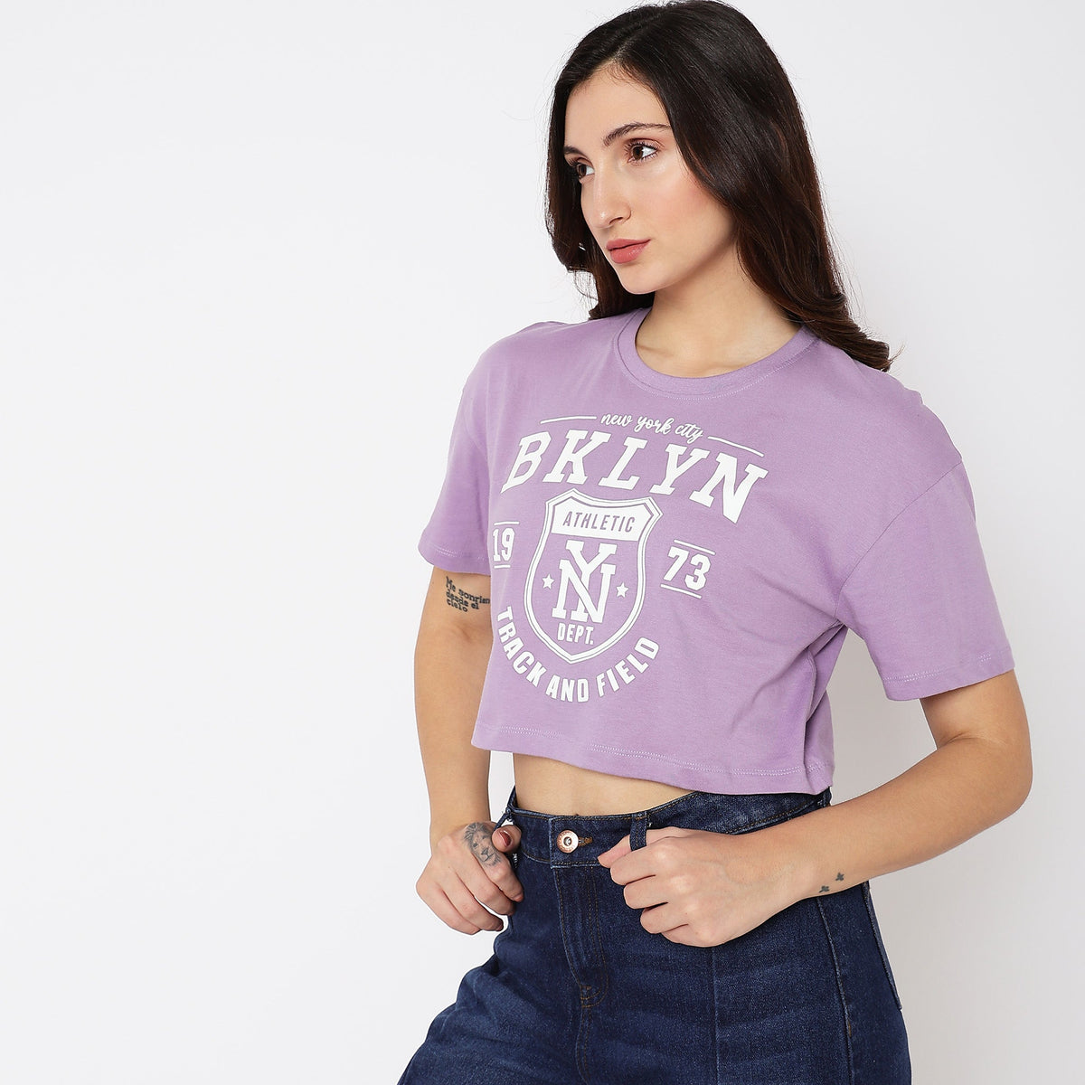 Women Wearing Boxy Fit Graphic T-Shirt