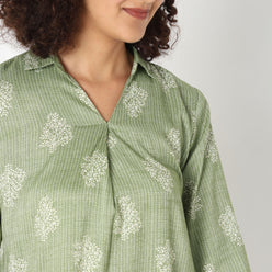 Straight Fit Printed Kurta Sets