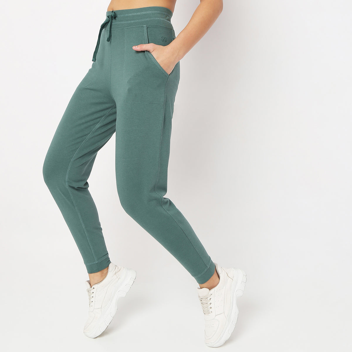 Skinny Fit Solid High Rise Joggers