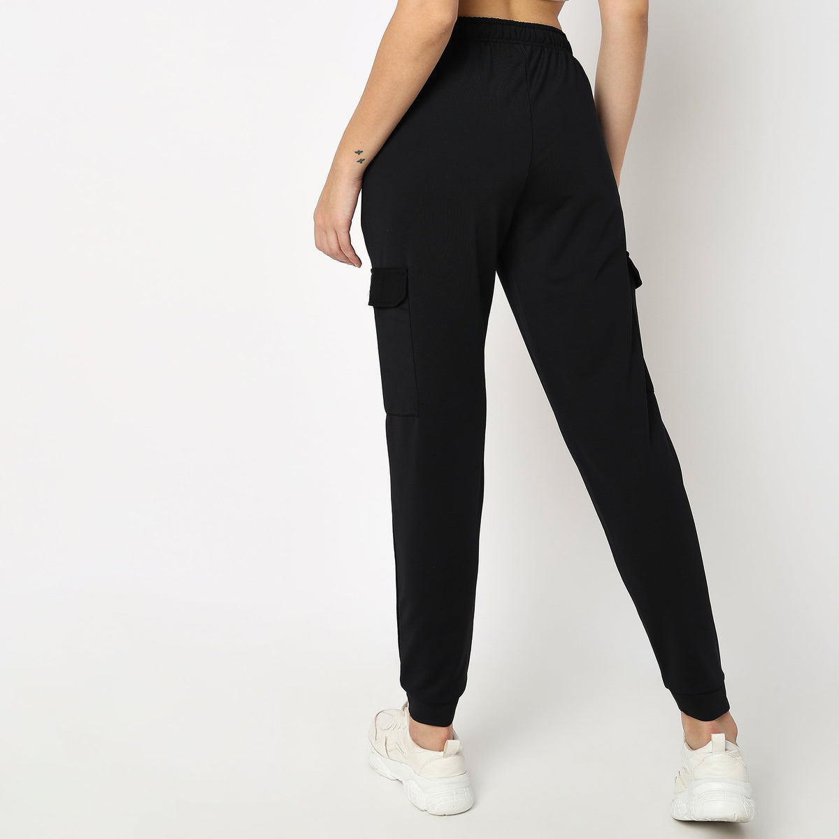 Women Wearing Regular Fit Solid High Rise Joggers