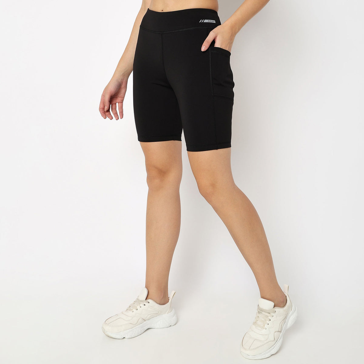 Women Wearing Regular Fit Solid High Rise Short