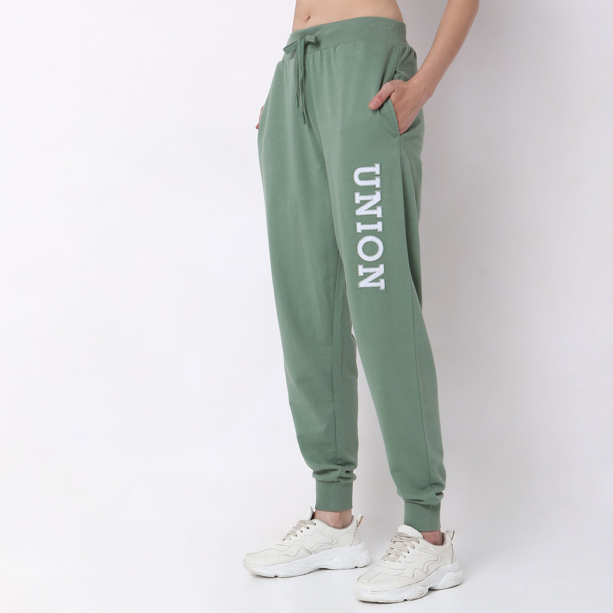 Slim Fit Graphic Mid Rise Joggers