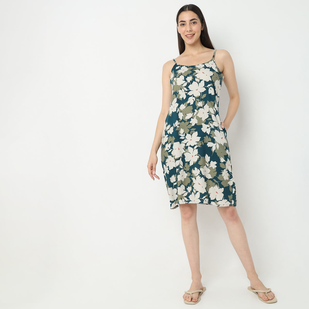 Regular Fit Floral Short Gown