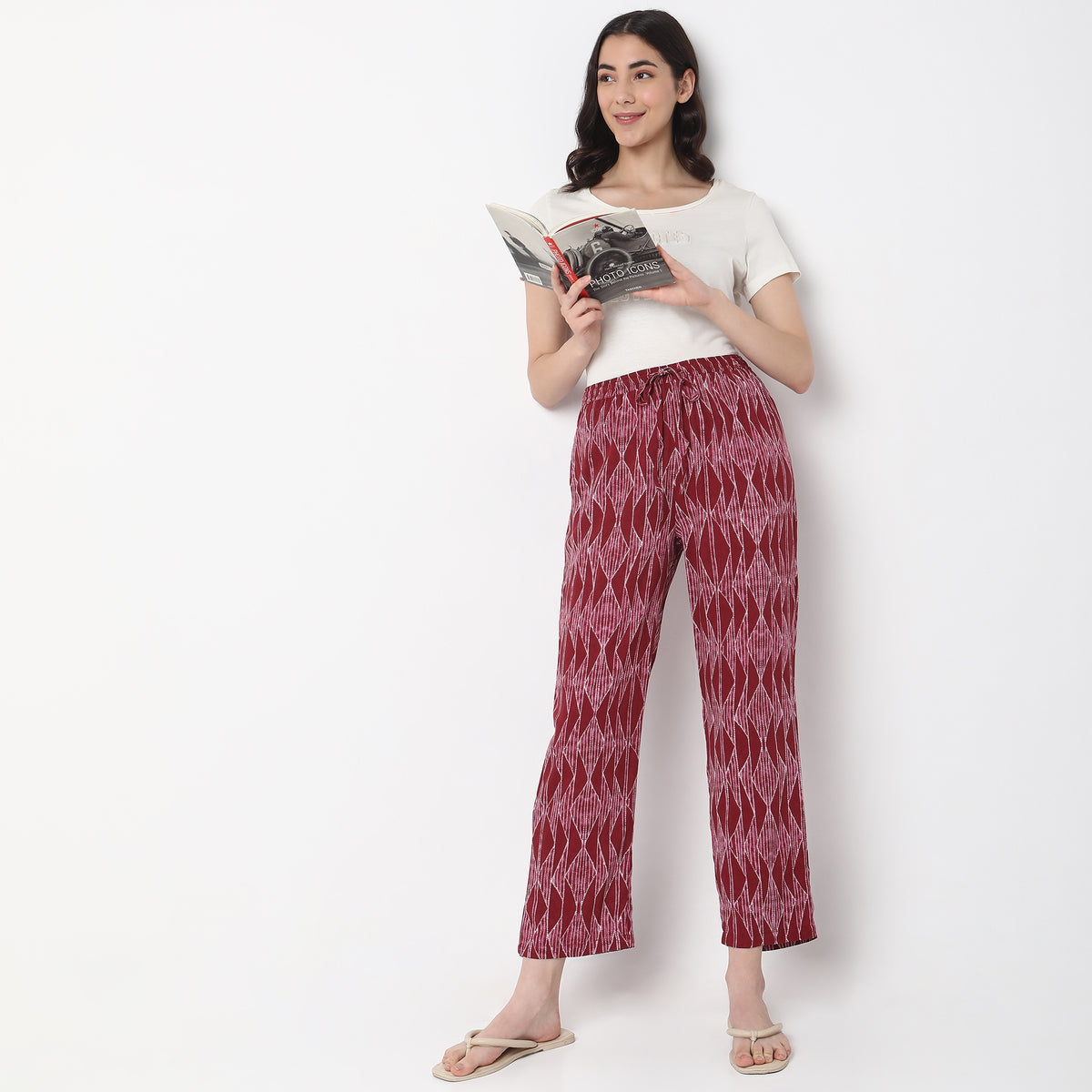 Regular Fit Printed Mid Rise Pyjamas