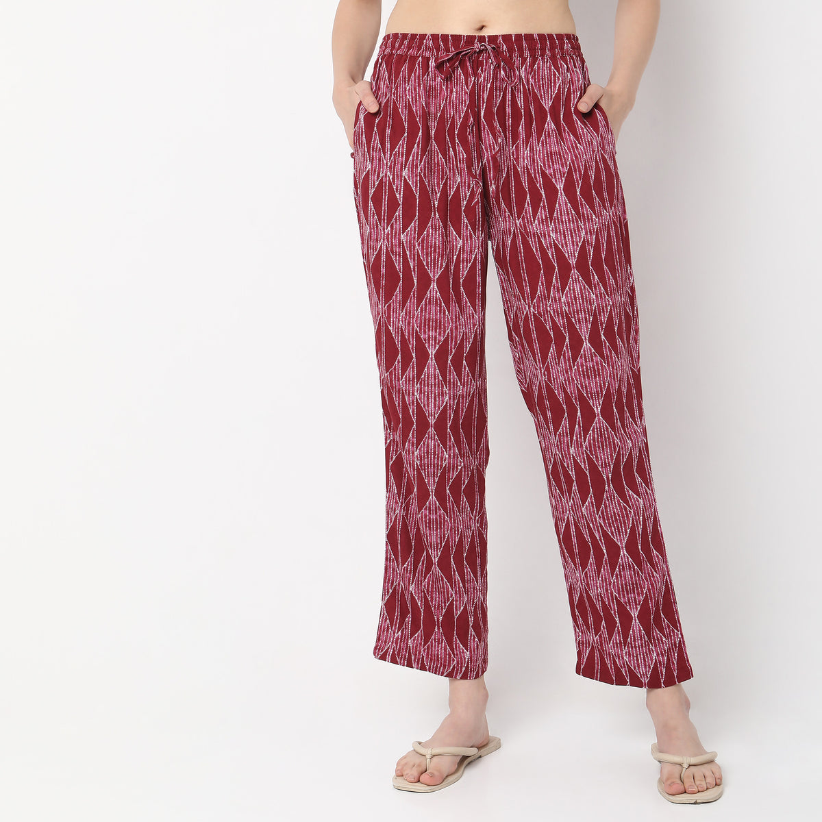 Regular Fit Printed Mid Rise Pyjamas