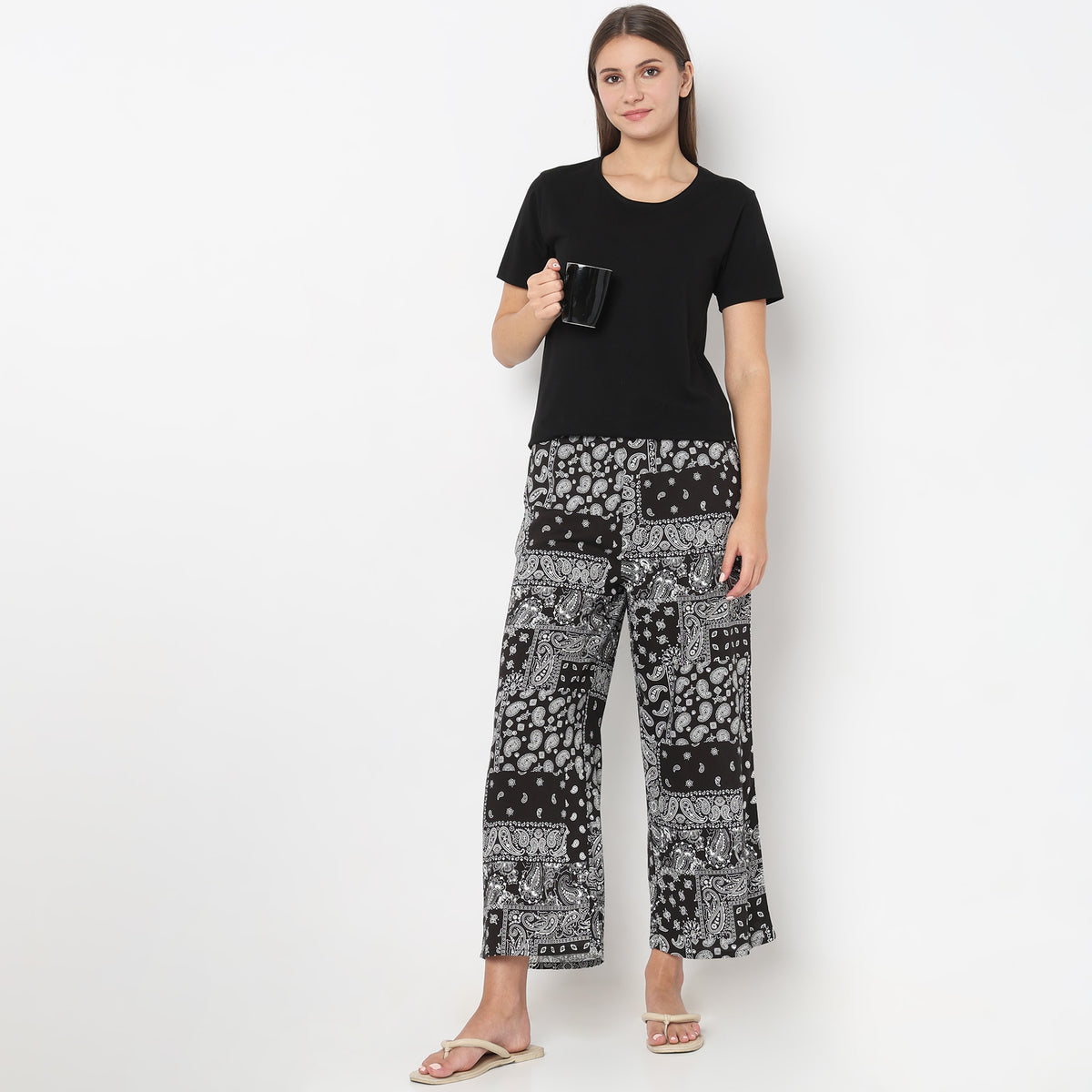 Regular Fit Printed Mid Rise Palazzos