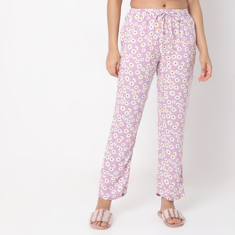 Regular Fit Printed Mid Rise Pyjamas